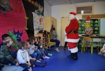 PÈRE NOËL DANS LES ÉCOLES ET ACCUEILS DE LOISIRS